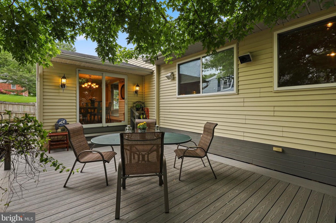 3633 Valley Rd, Ellicott MD 21042-5232 exterior