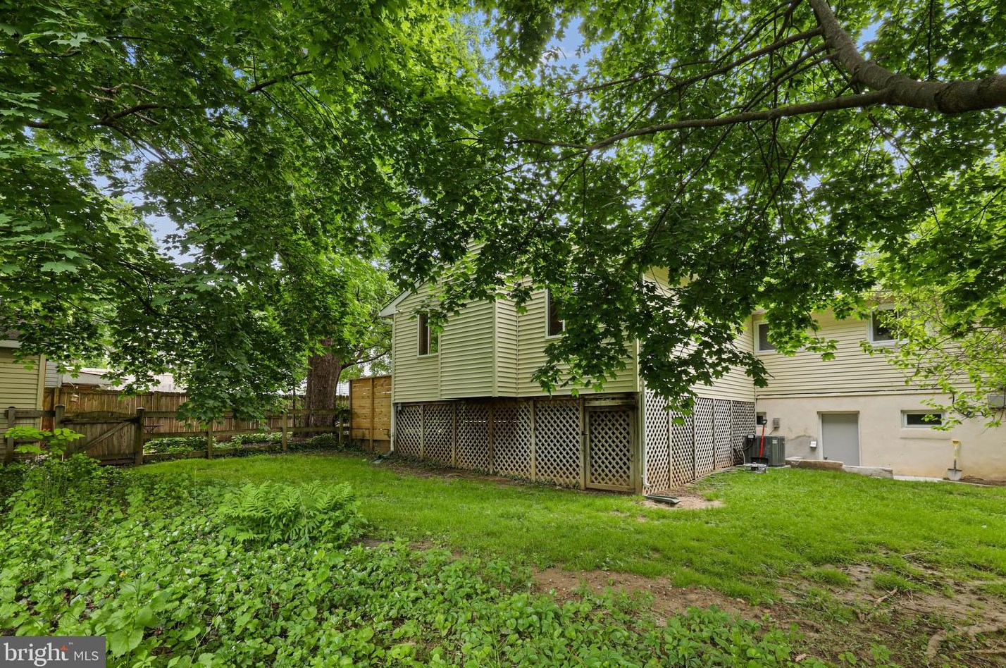 3633 Valley Rd, Ellicott MD 21042-5232 exterior