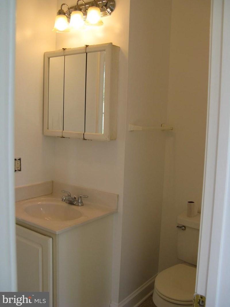 3820 Church Rd, Ellicott MD 21043-4504 exterior