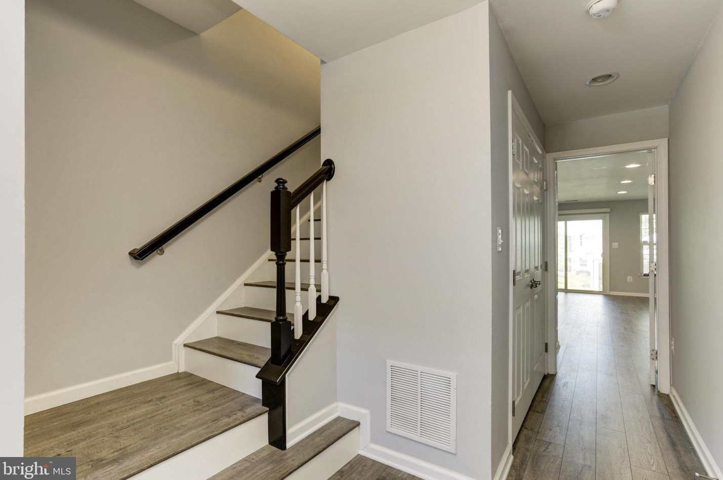 7357 Matchbox Aly, Baltimore, MD 21075-7949