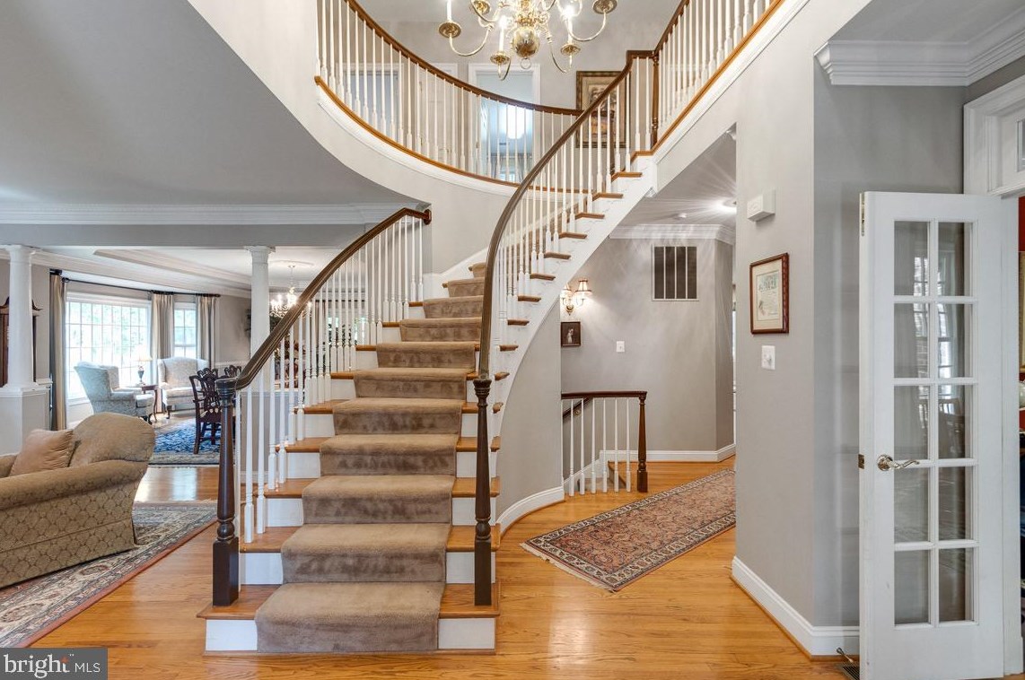 10360 Kingsbridge Rd, Ellicott, MD 21042-5850