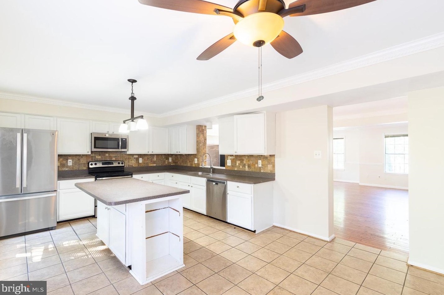 5310 Chase Lions Way, Columbia MD  21044-5412 exterior