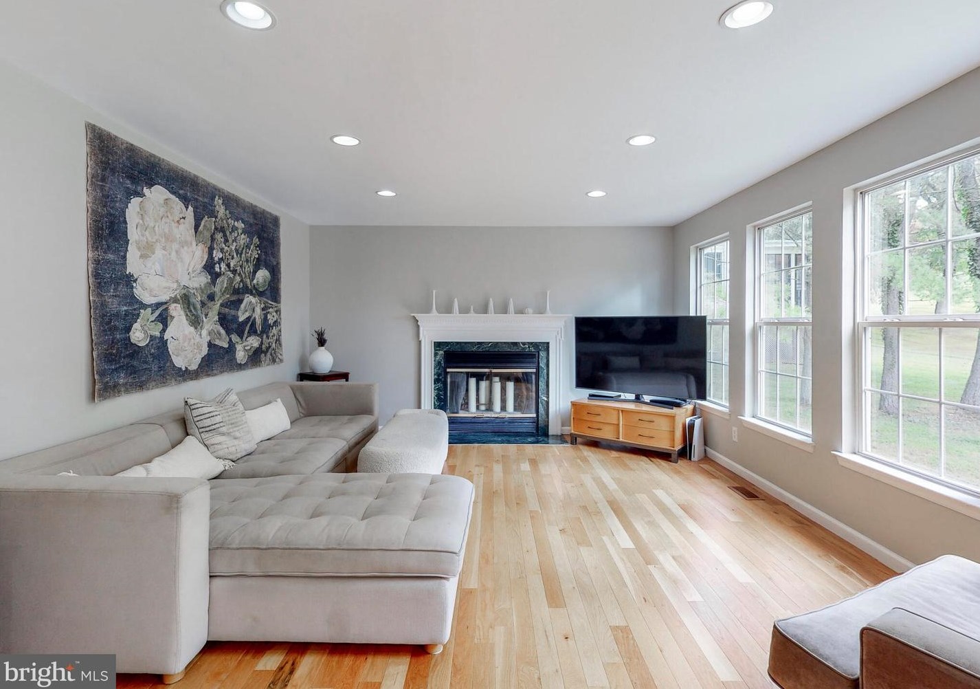 3617 Klein Ave, Ellicott, MD 21043-4323