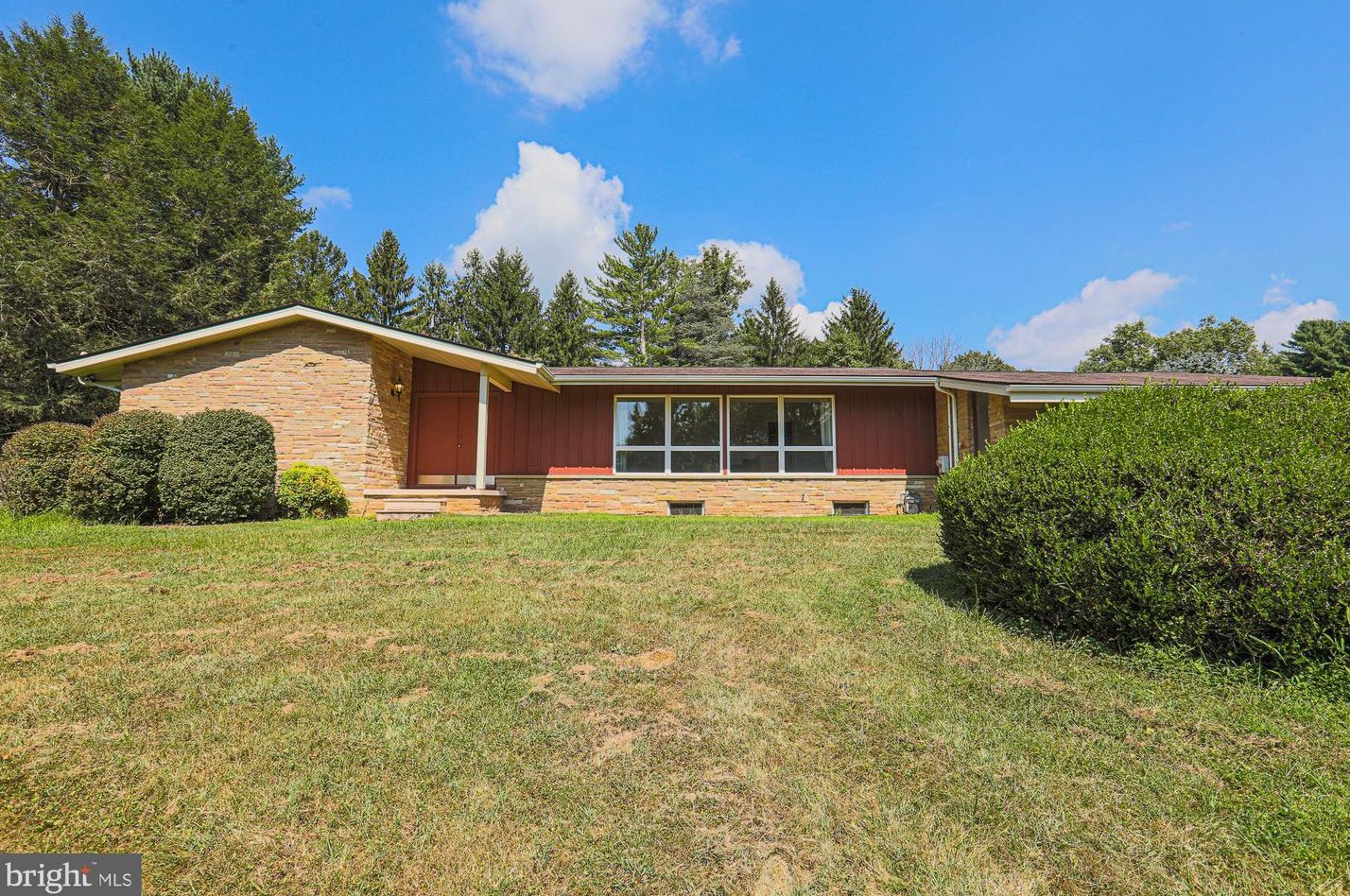 12217 Ioka Ct, Ellicott, MD 21042-1328