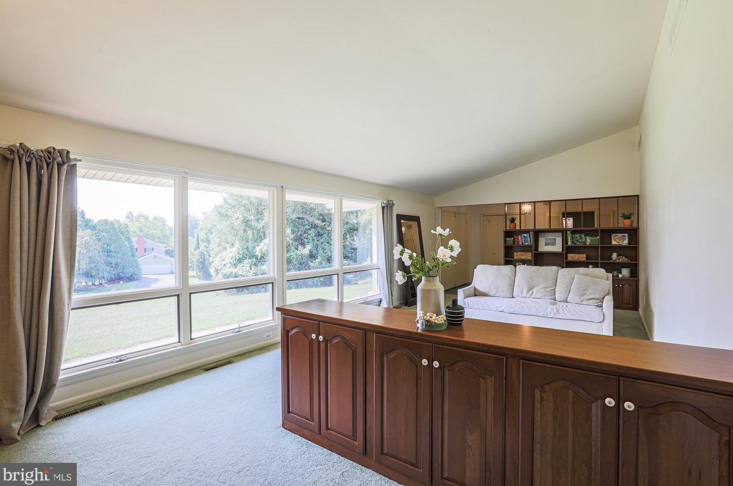 12217 Ioka Ct, Ellicott MD 21042-1328 exterior