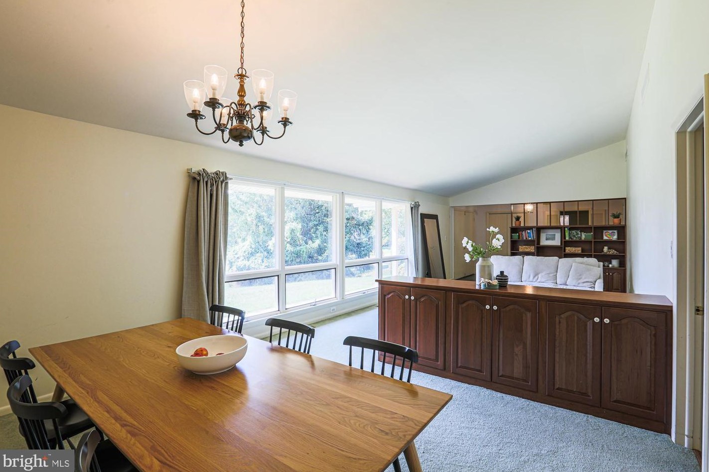 12217 Ioka Ct, Ellicott MD 21042-1328 exterior