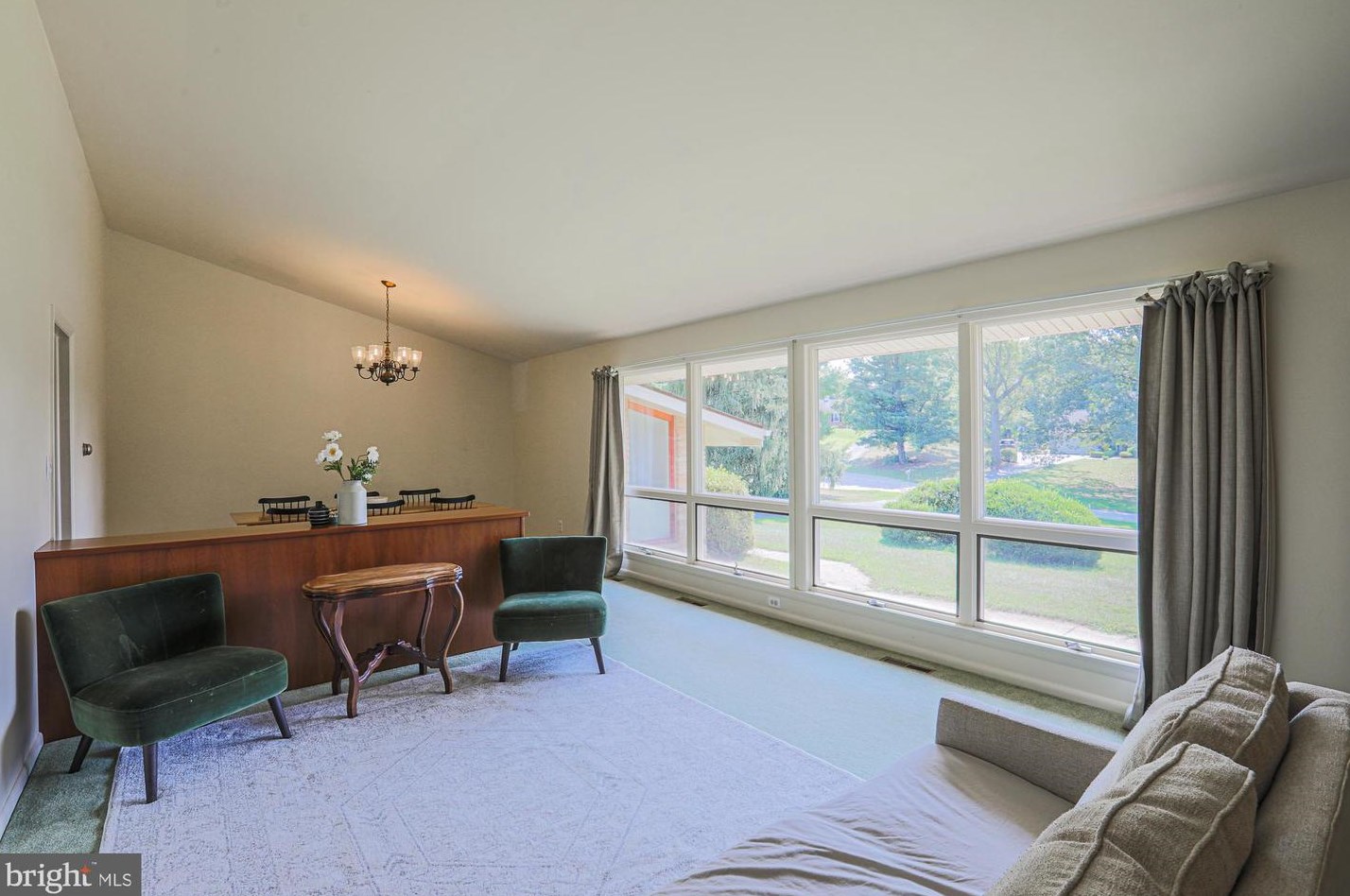 12217 Ioka Ct, Ellicott MD 21042-1328 exterior