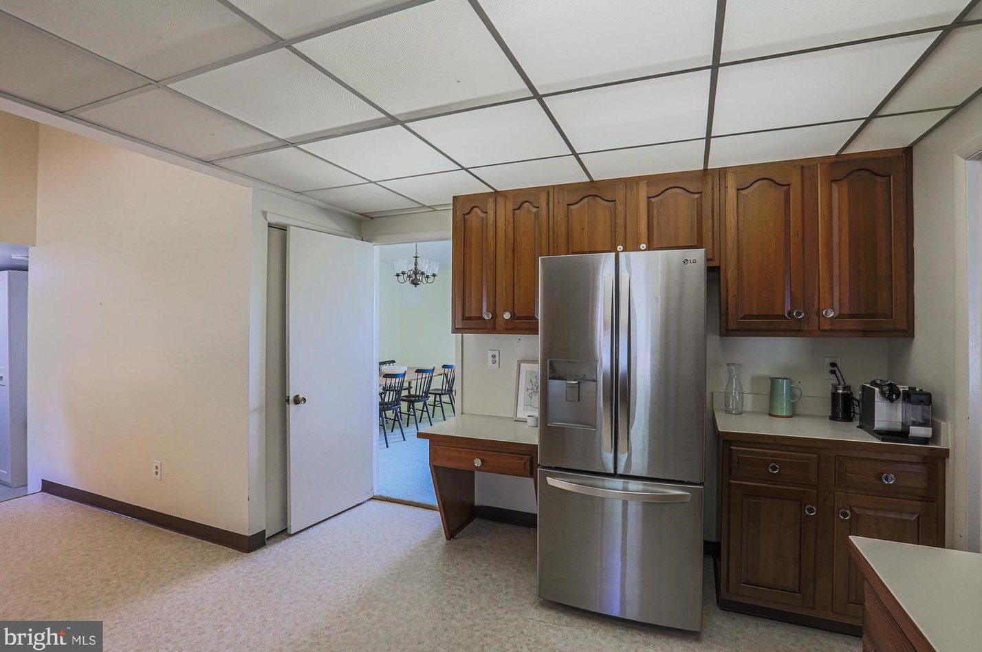 12217 Ioka Ct, Ellicott MD 21042-1328 exterior