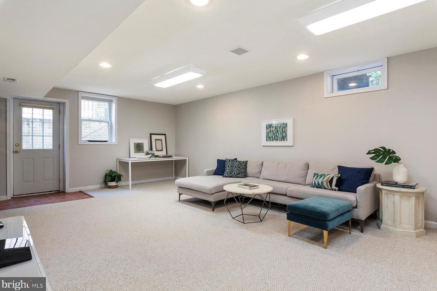 4313 English Morning Ln, Ellicott MD 21043-6790 exterior