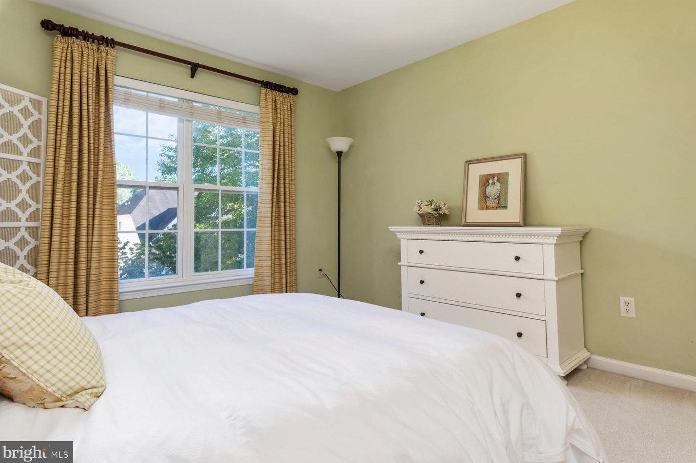 4313 English Morning Ln, Ellicott MD 21043-6790 exterior