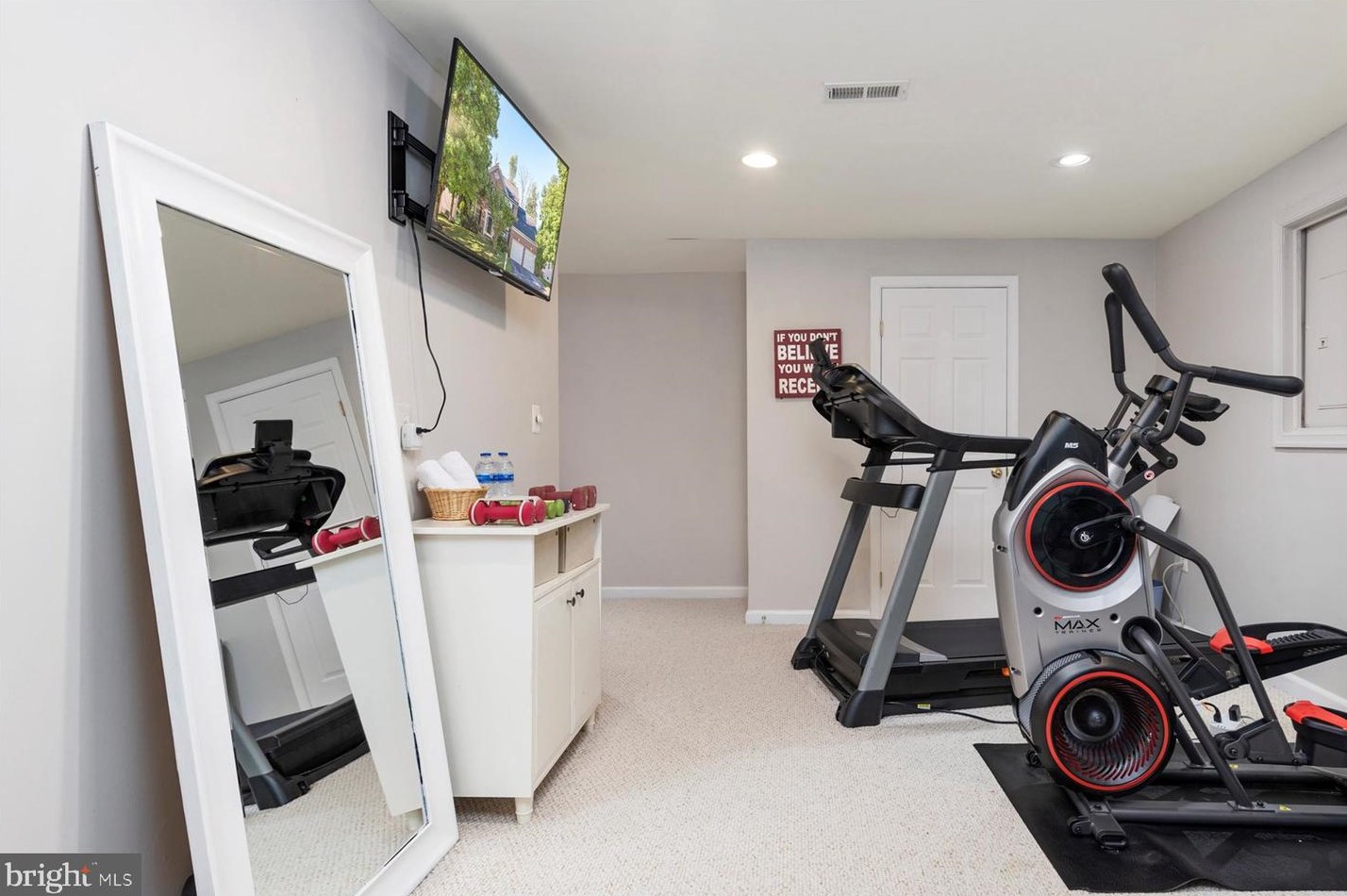 4313 English Morning Ln, Ellicott MD 21043-6790 exterior