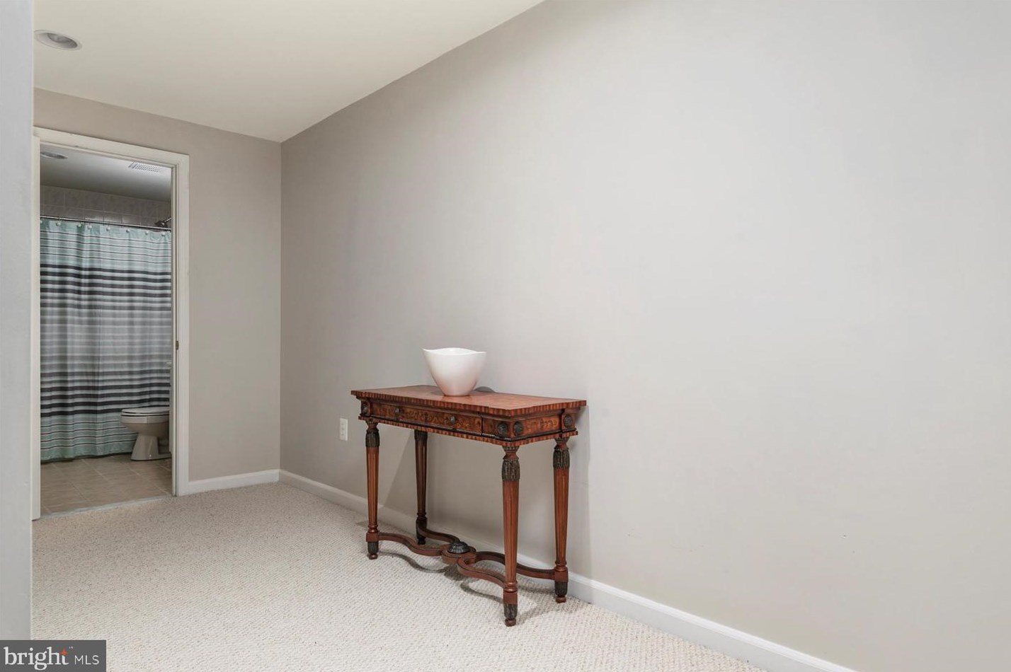 4313 English Morning Ln, Ellicott MD 21043-6790 exterior