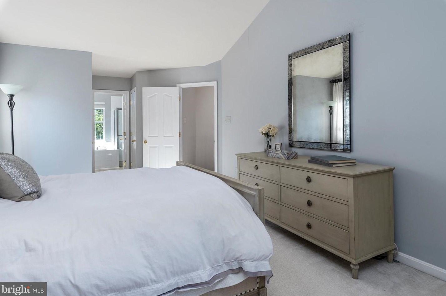 4313 English Morning Ln, Ellicott MD 21043-6790 exterior