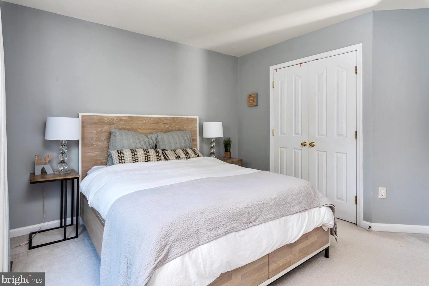 4313 English Morning Ln, Ellicott MD 21043-6790 exterior