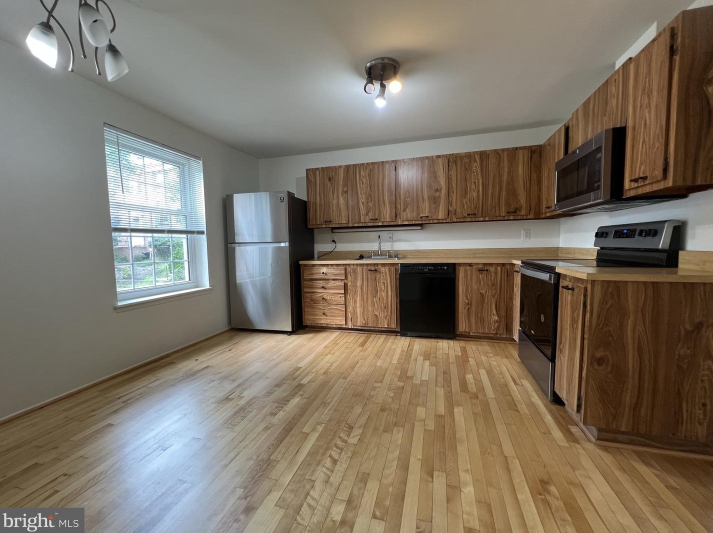 9774 Early Spring Way, Columbia, MD 21046