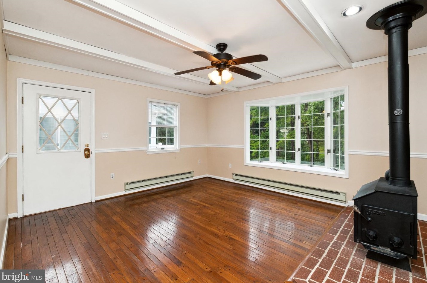 10068 Century Dr, Ellicott MD exterior