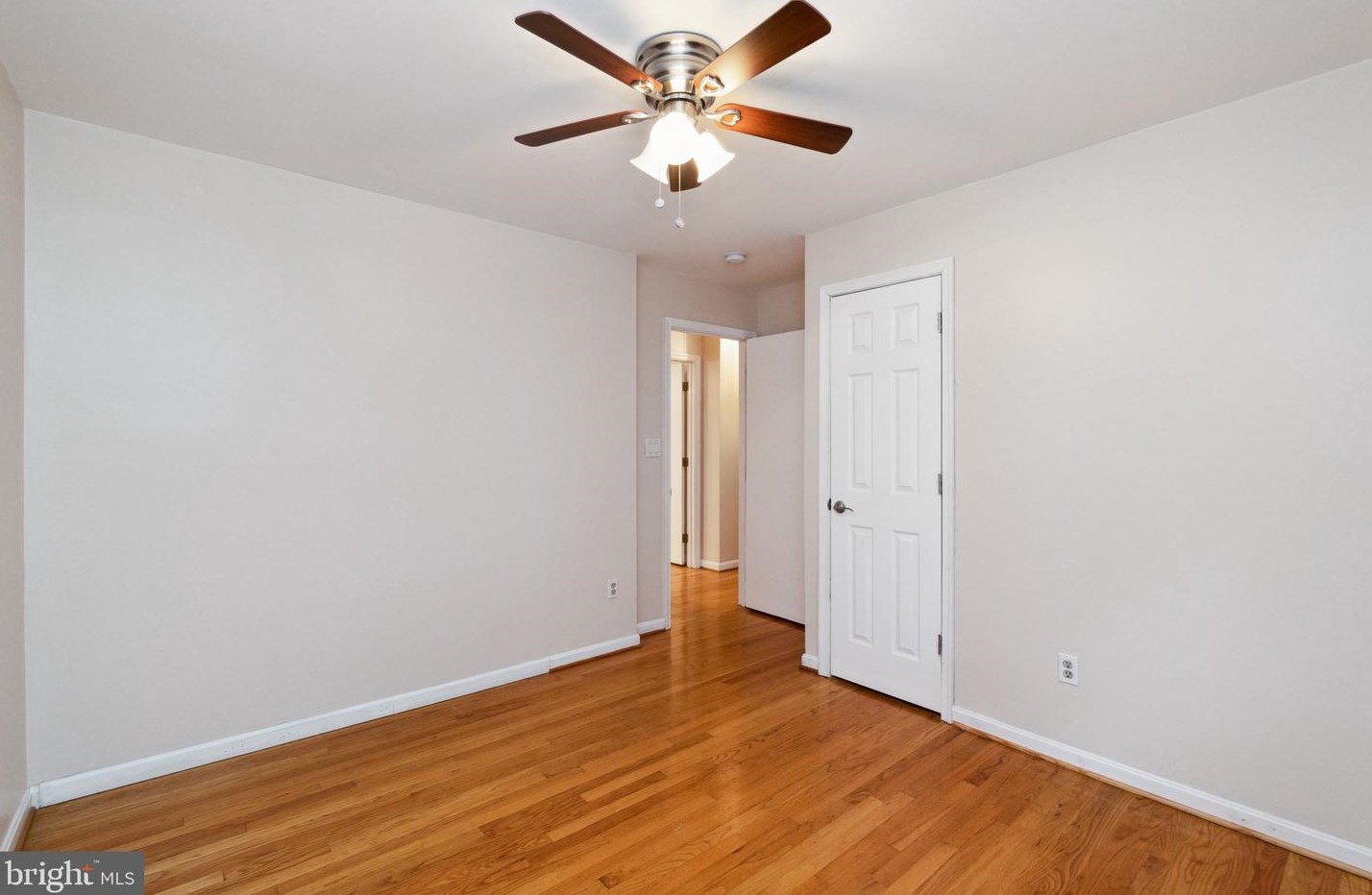 10068 Century Dr, Ellicott MD exterior