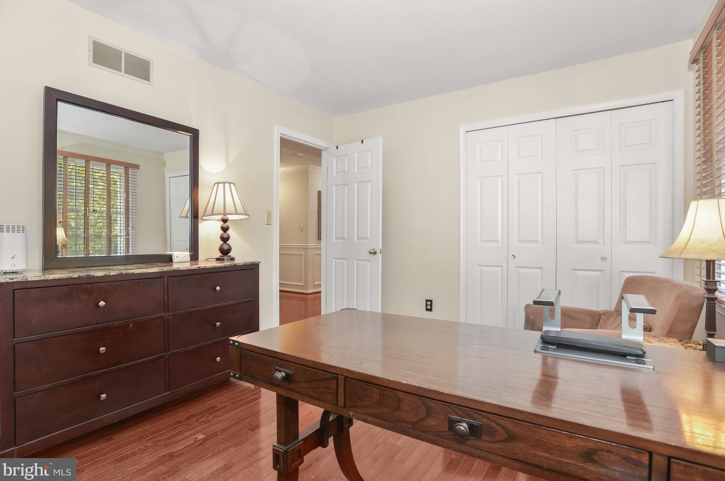 2931 Pebble Bch Dr, Ellicott MD 21042-2182 exterior