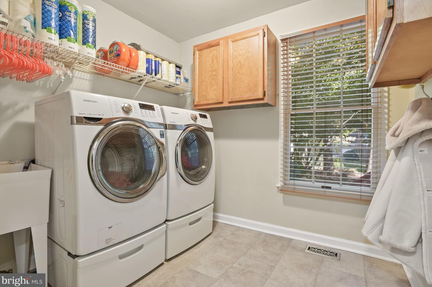 2931 Pebble Bch Dr, Ellicott MD 21042-2182 exterior