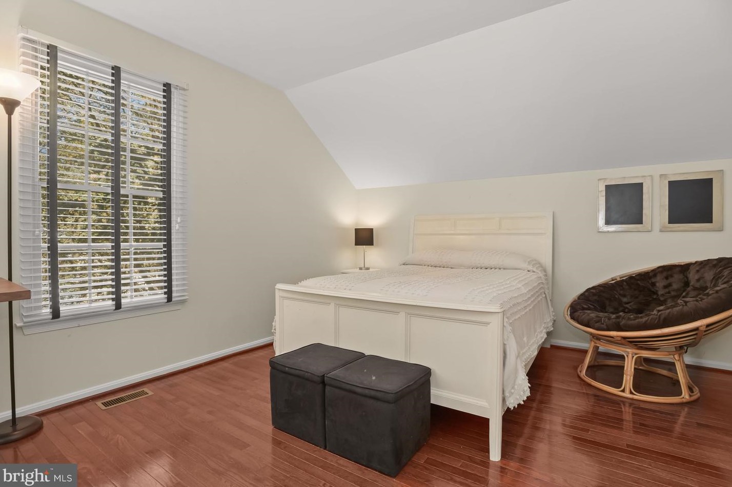 2931 Pebble Bch Dr, Ellicott MD 21042-2182 exterior