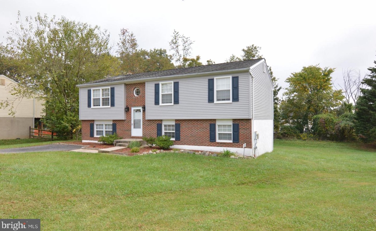 5323 Debbie Ct, Ellicott MD  21043-6959 exterior