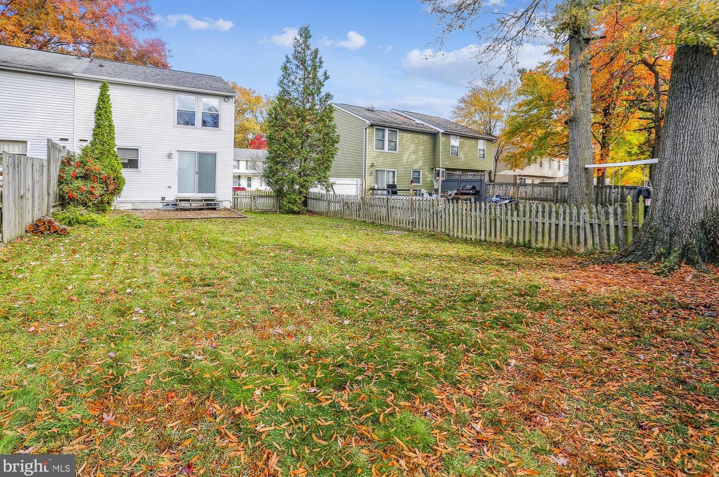 7827 Butterfield Dr, Baltimore MD  21075-6452 exterior