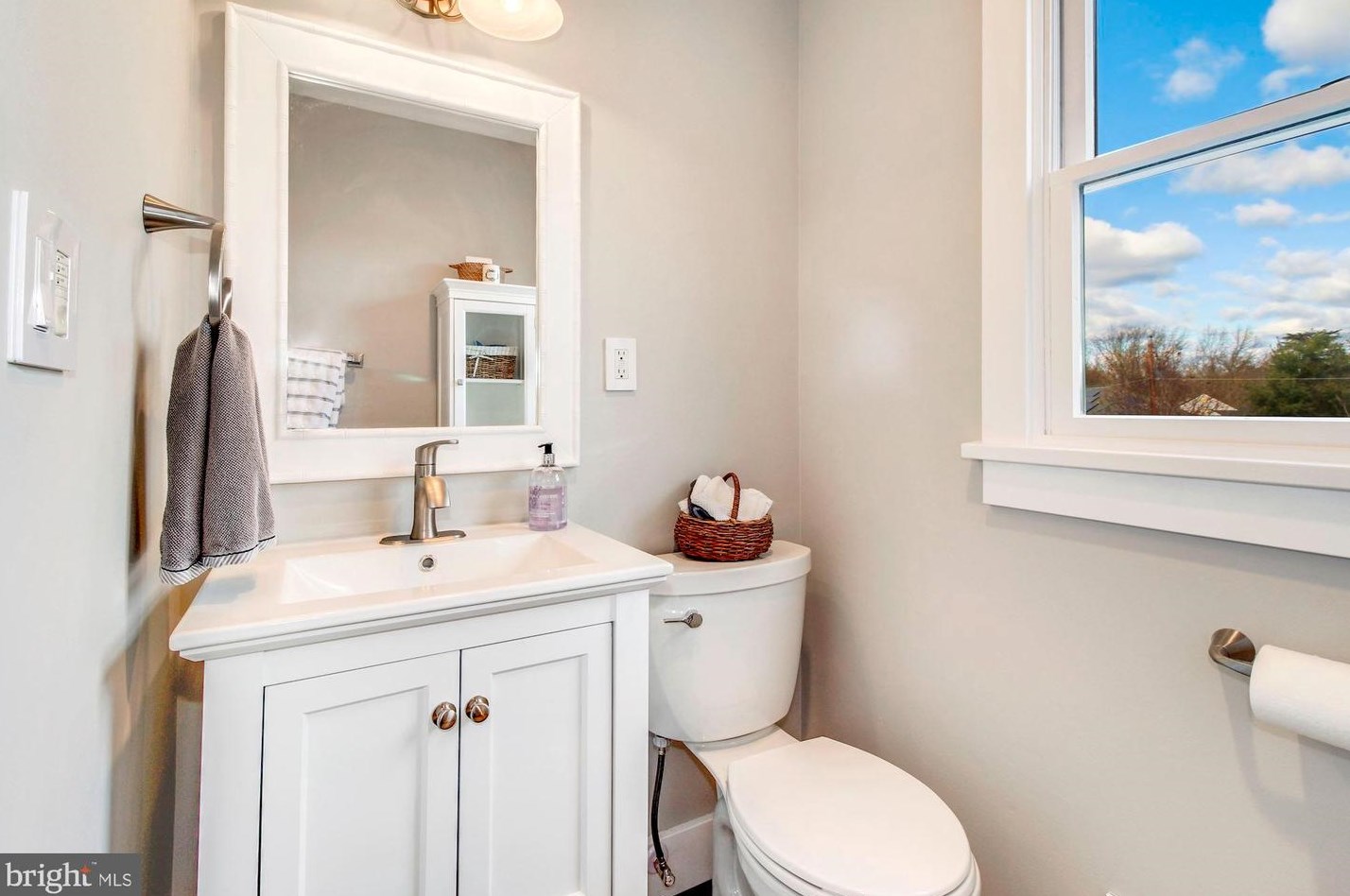 10226 Burnside Dr, Ellicott MD 21042-4804 exterior