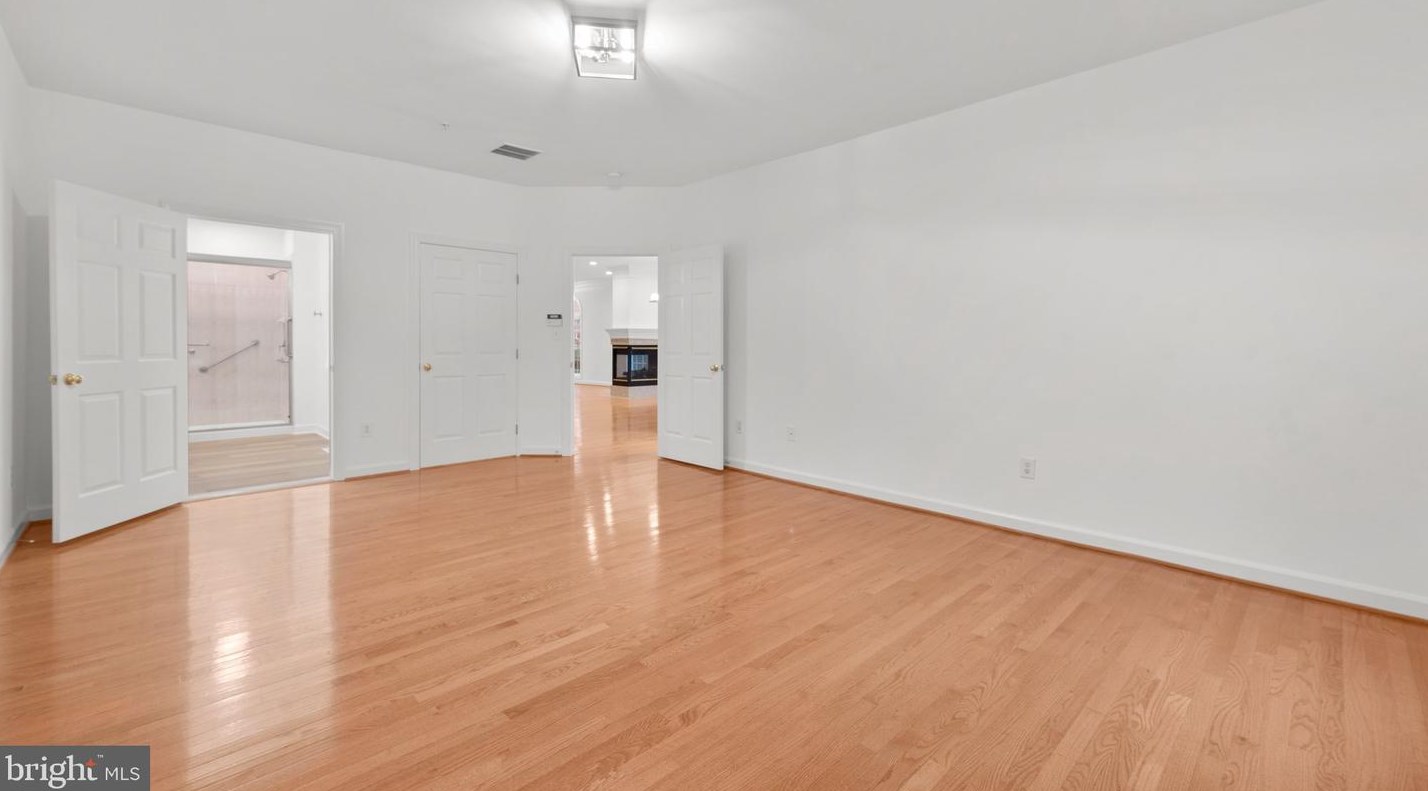 2649 Legends Way, Ellicott MD 21042-2257 exterior