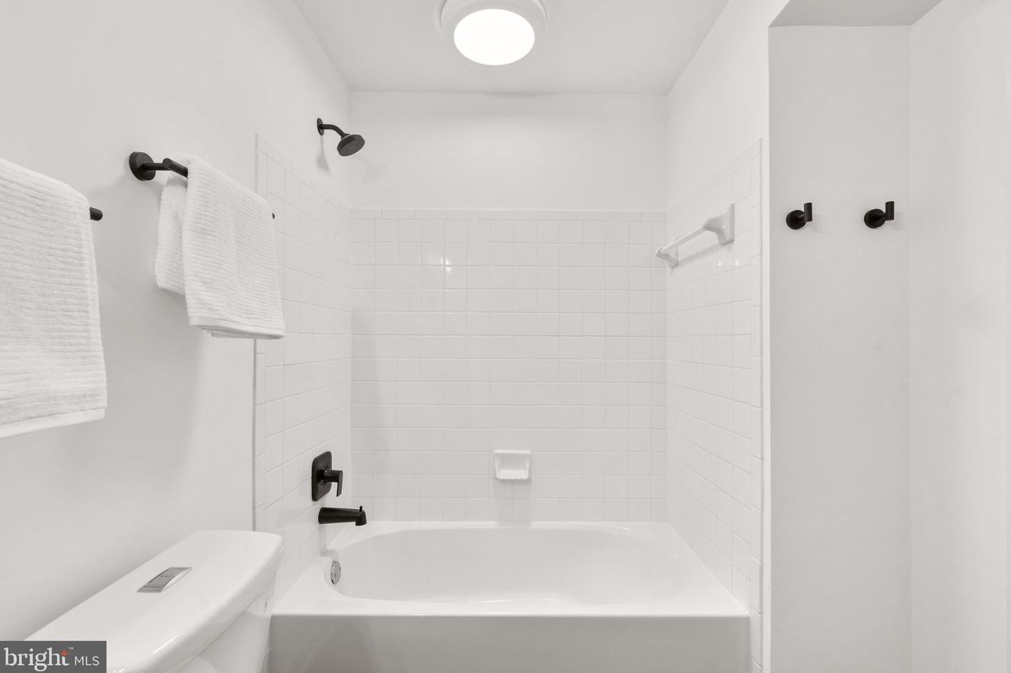 2649 Legends Way, Ellicott MD 21042-2257 exterior