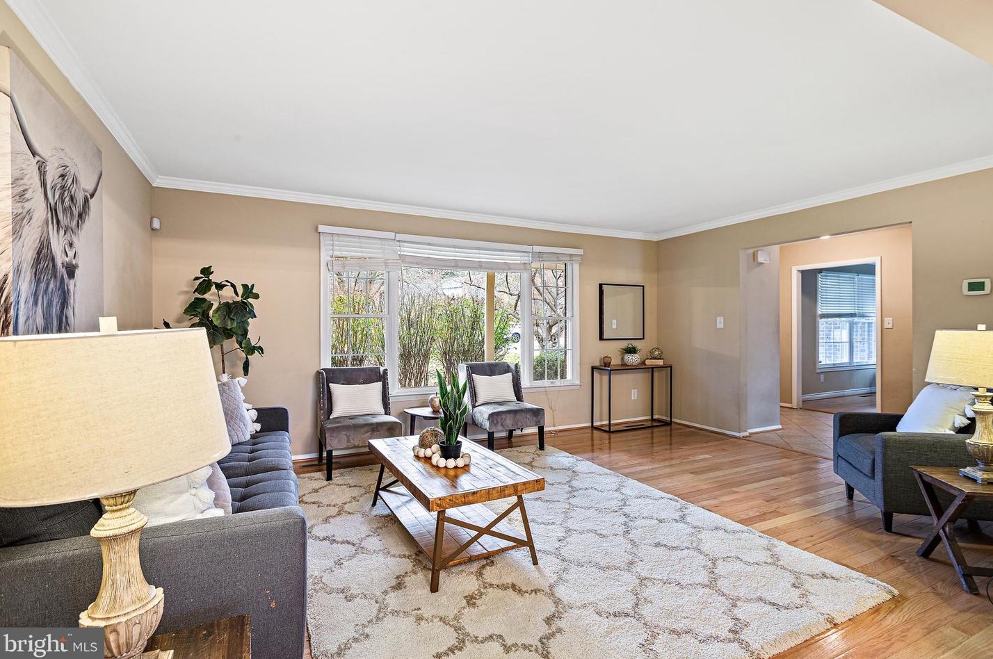 10070 Colonial Dr, Ellicott MD 21042-6230 exterior