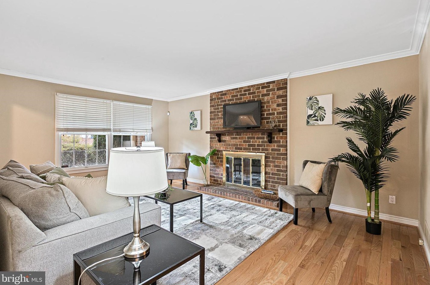 10070 Colonial Dr, Ellicott MD 21042-6230 exterior