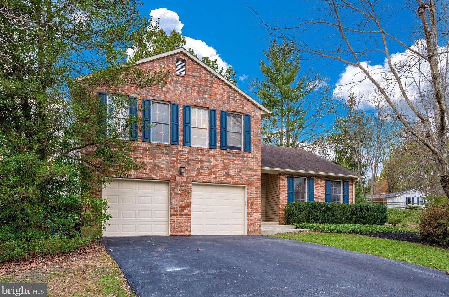 10106 Labelle Ct, Ellicott MD 21042-6257 exterior