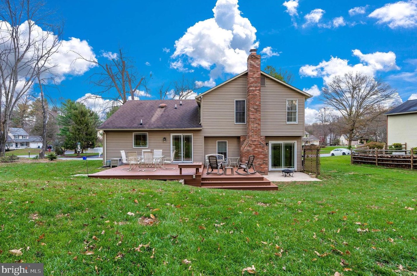 10106 Labelle Ct, Ellicott MD 21042-6257 exterior