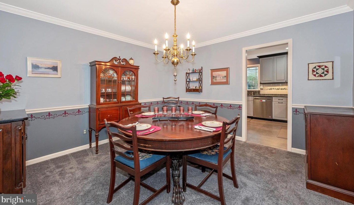 10106 Labelle Ct, Ellicott MD 21042-6257 exterior