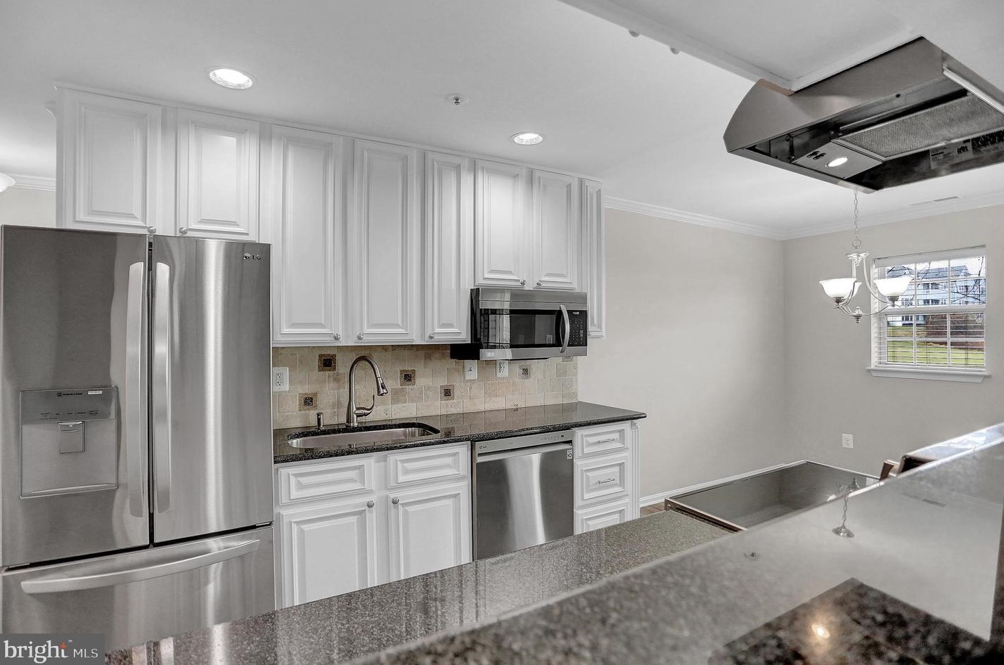 8561 Falls Run Rd, Ellicott, MD 21043-7325