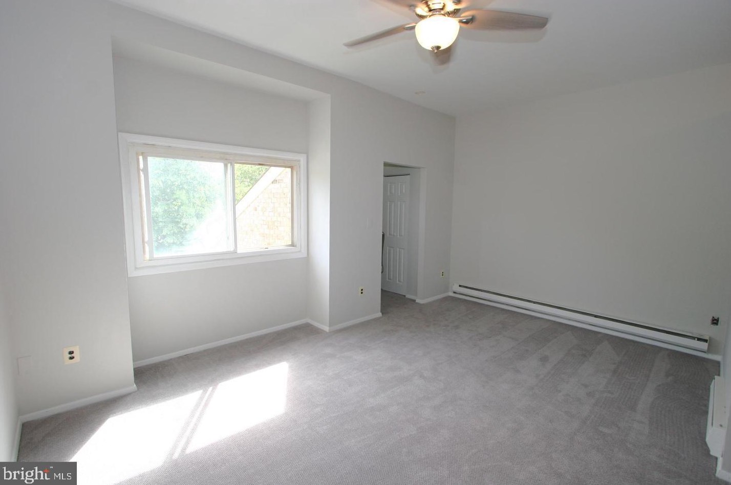 9419 Merryrest Rd, Columbia, MD 21045
