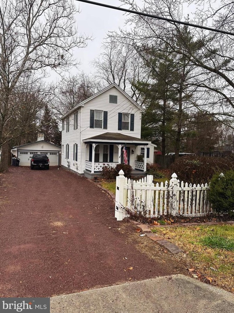 8937 Washington St, Savage, MD 20763