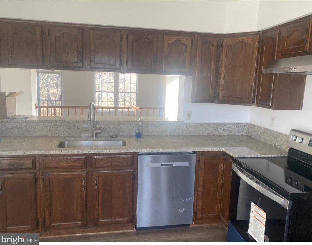 4569 Kingscup Ct, Ellicott MD  21042-5982 exterior