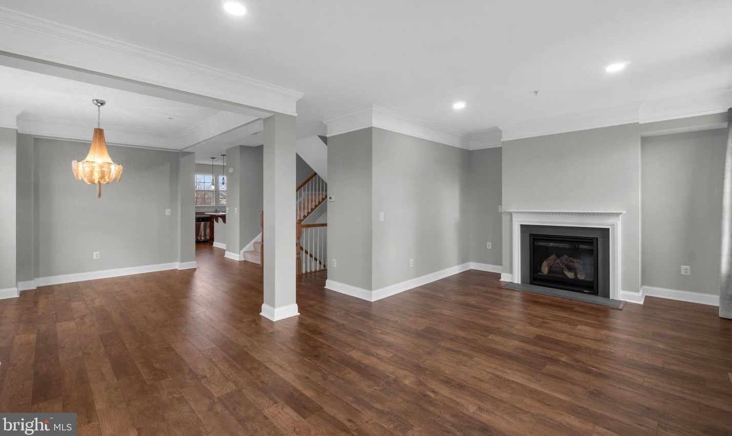 6044 Talbot Dr, Ellicott MD  21043-7186 exterior