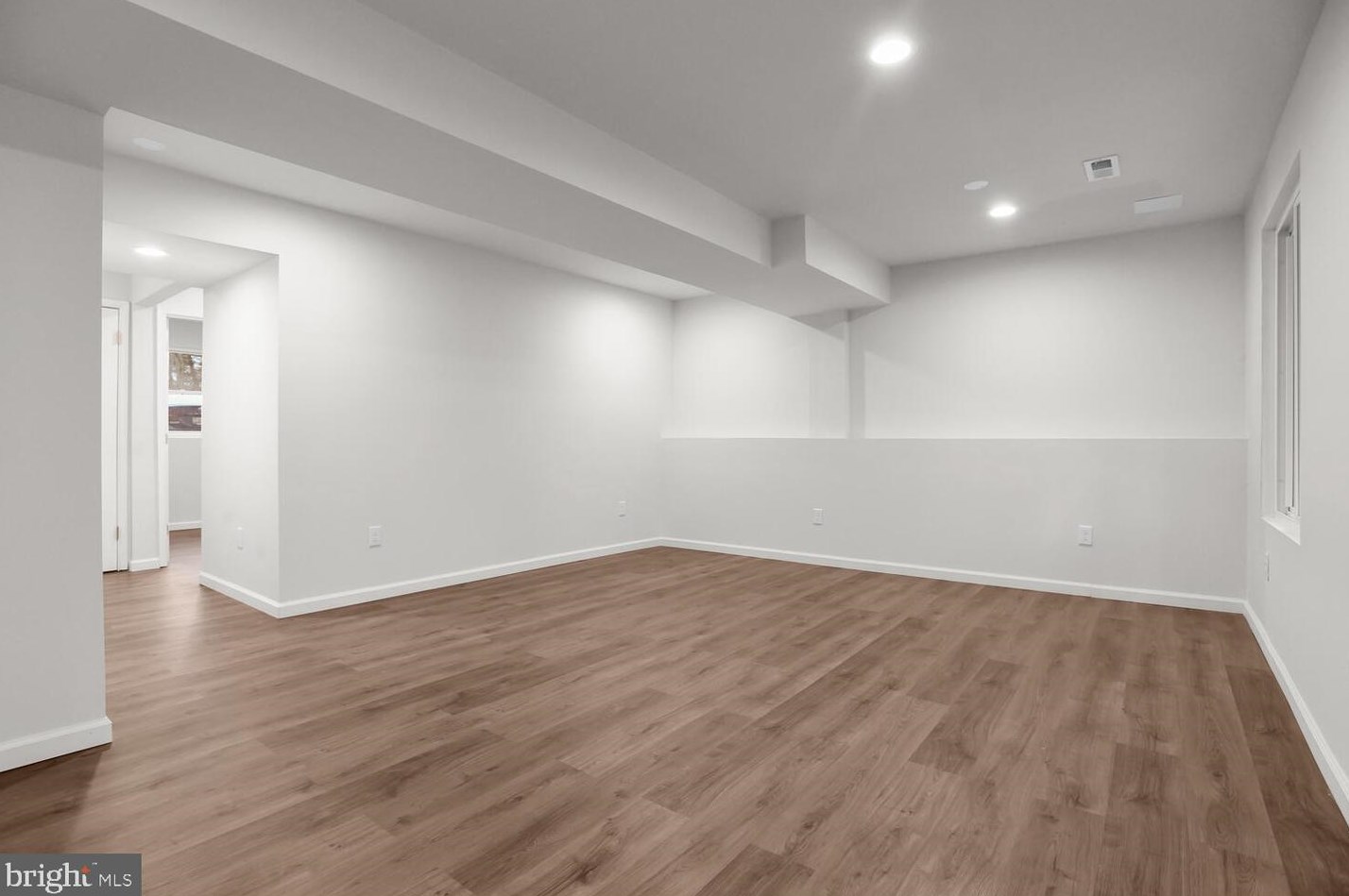 8206 Tall Trees Ct, Ellicott MD  21043-6942 exterior