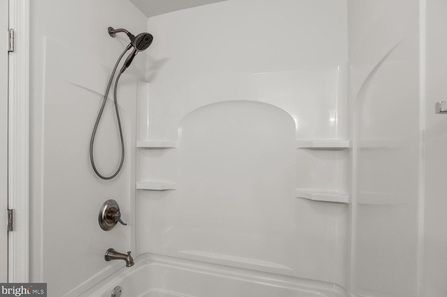 8206 Tall Trees Ct, Ellicott MD  21043-6942 exterior