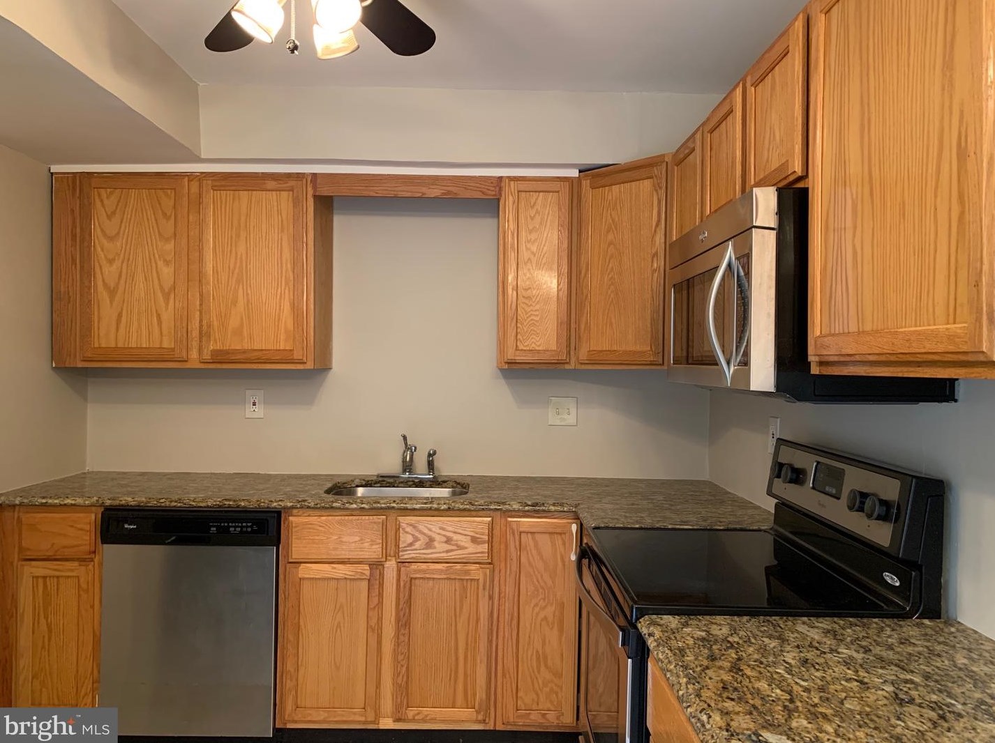 5451 Woodenhawk Cir, Columbia, MD 21044