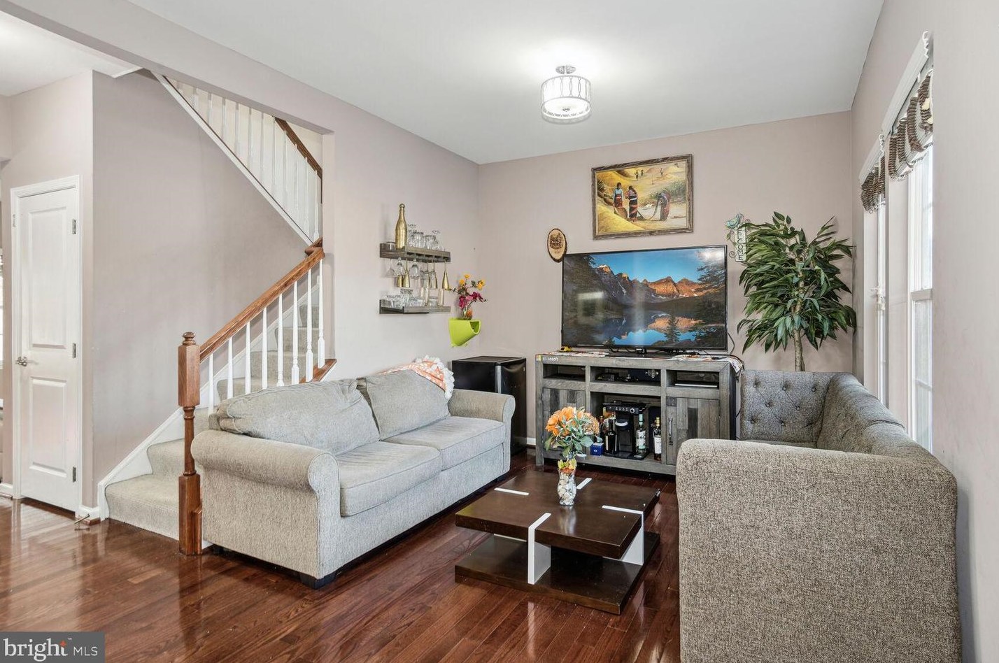 6984 Elm Ave, Baltimore MD  21075-6790 exterior