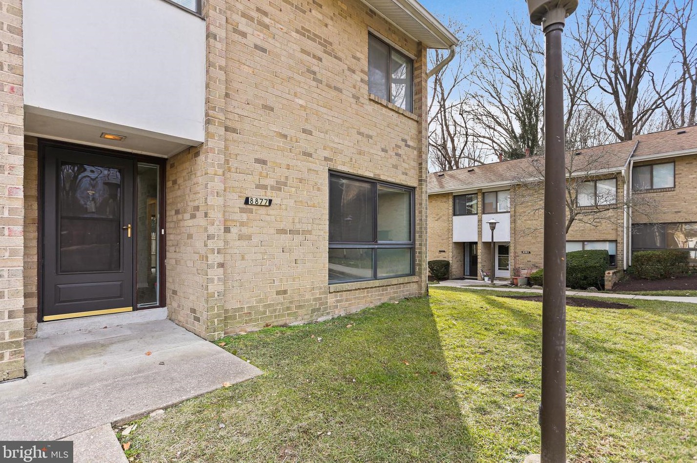 8877 Spiral Cut, Columbia MD  21045-2702 exterior