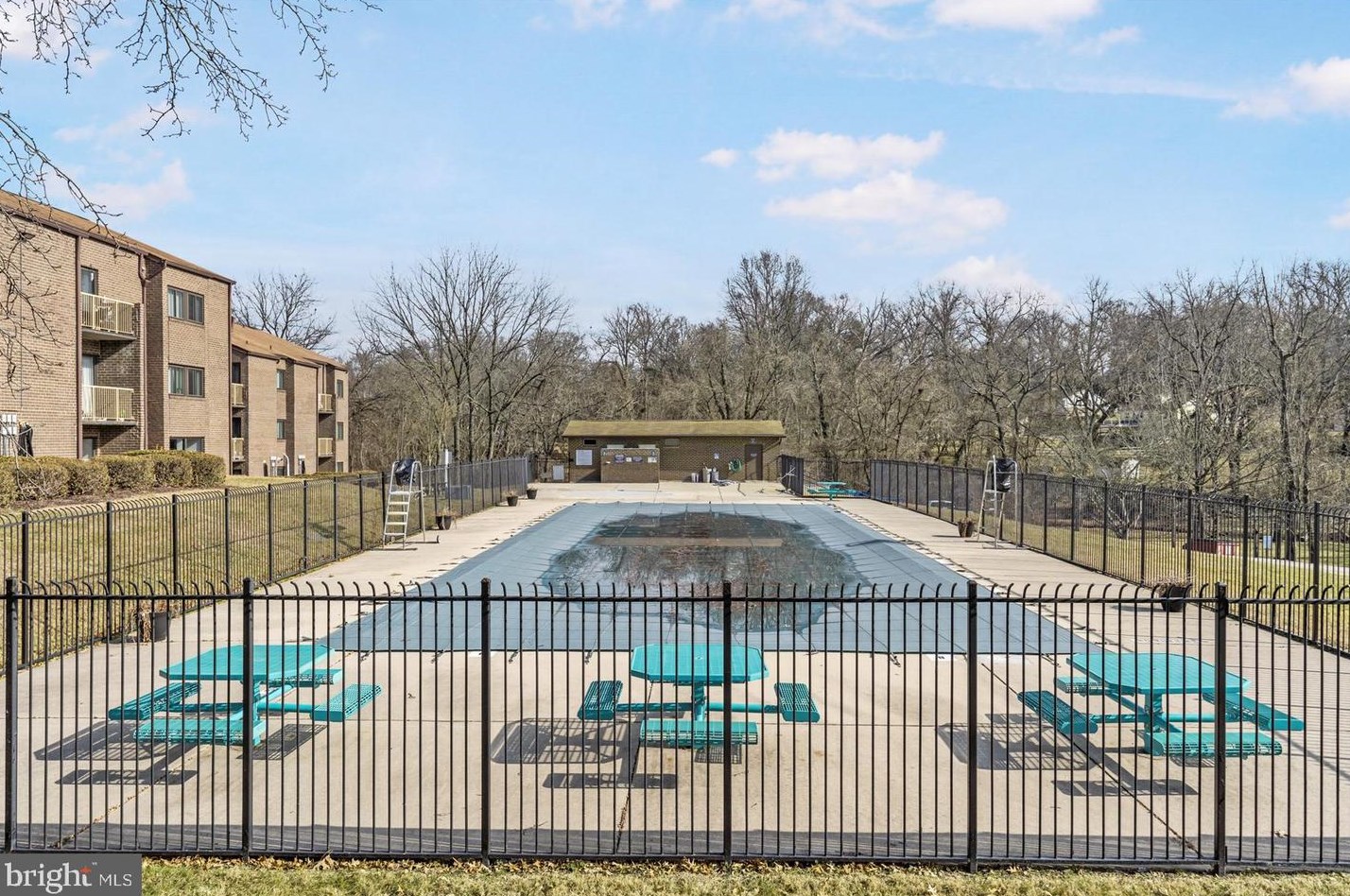 3482 Plumtree Dr, Ellicott MD  21042-3848 exterior