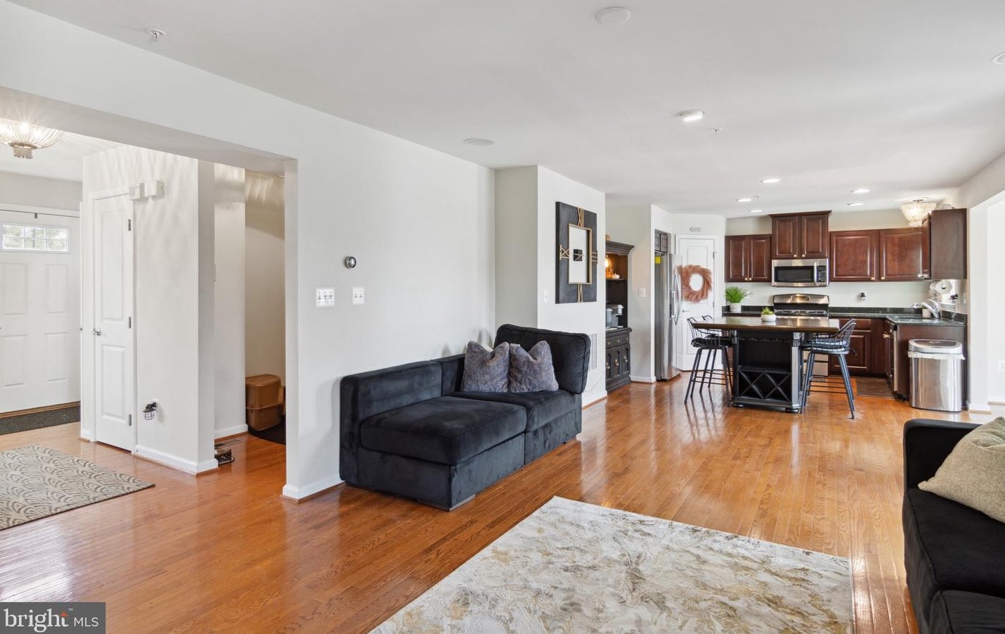 7032 Lennox Ave, Baltimore MD  21075-6315 exterior