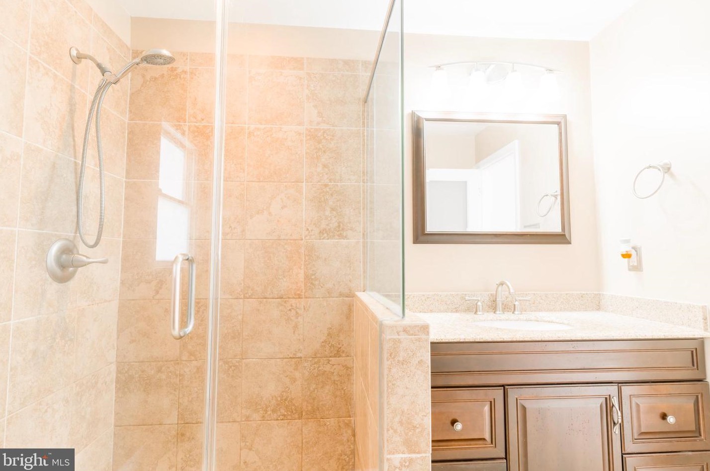 4730 Hale Haven Dr, Ellicott MD  21043-6669 exterior