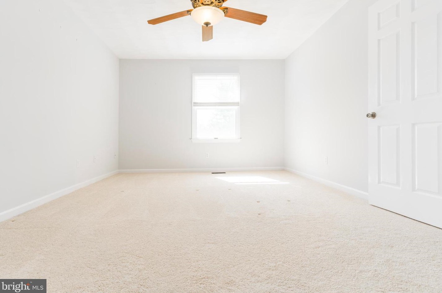 4730 Hale Haven Dr, Ellicott MD  21043-6669 exterior