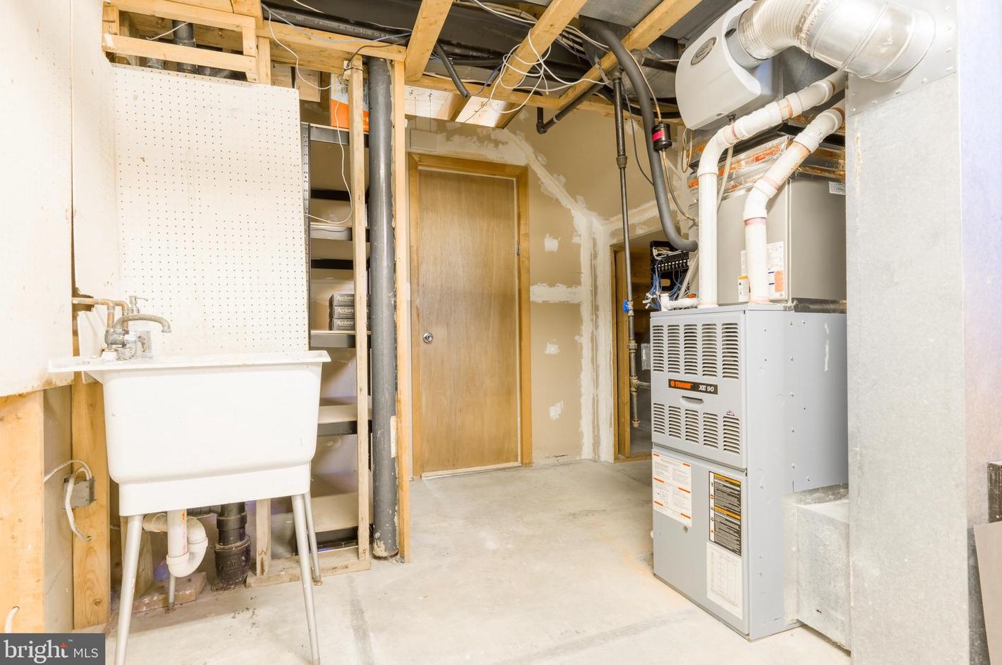 4730 Hale Haven Dr, Ellicott MD  21043-6669 exterior