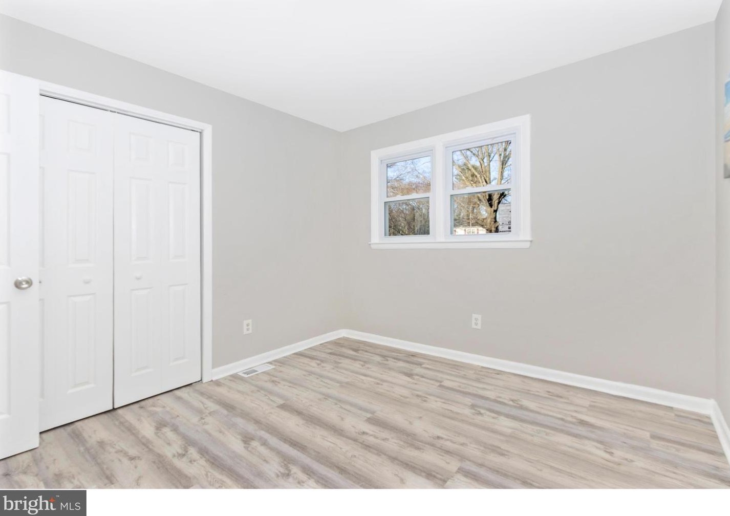 2817 Greenway Dr, Ellicott MD  21042-2524 exterior